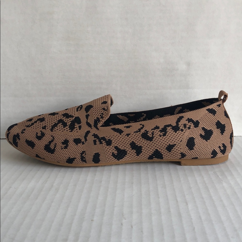 Danskin Animal Print Knit Loafer Slip-on Flats Size 9 - Picture 2 of 10